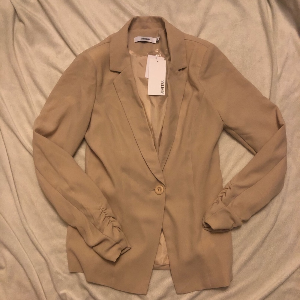 NWT JustFab Blazer
